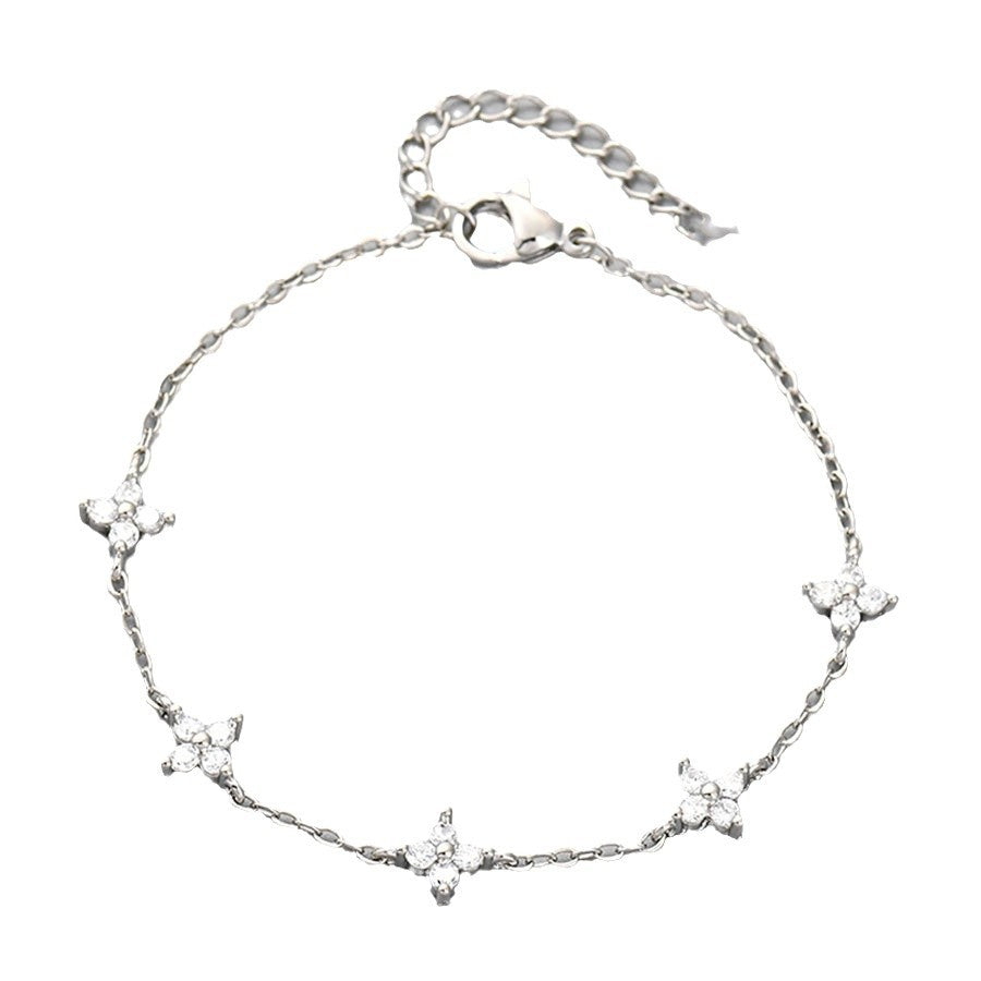 Four Leaf Clover Zircon Bracelet
