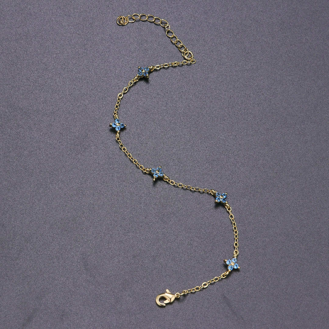 Four Leaf Clover Zircon Bracelet
