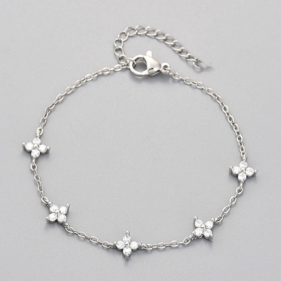 Four Leaf Clover Zircon Bracelet